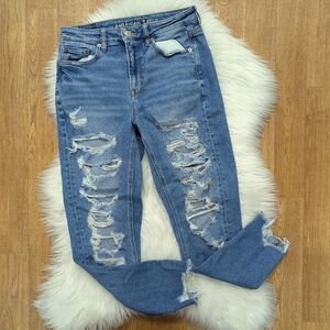 American Eagle Distressed Mom Jeans Medium Wash